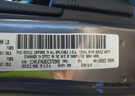 2013 Jeep Grand Cherokee Laredo Altitude z USA, uszkodzony, nr VIN 1C4RJFAG8DC572909